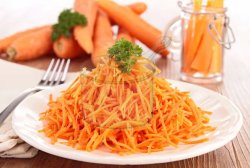 Havuç Salatası
