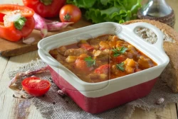 Soğanlı Sirkeli Tavşan