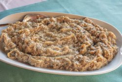 Yoğurtlu Söğürme Salatası