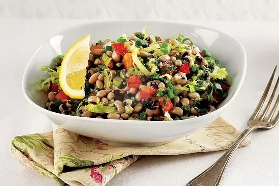 Kuru Börülce Salatası