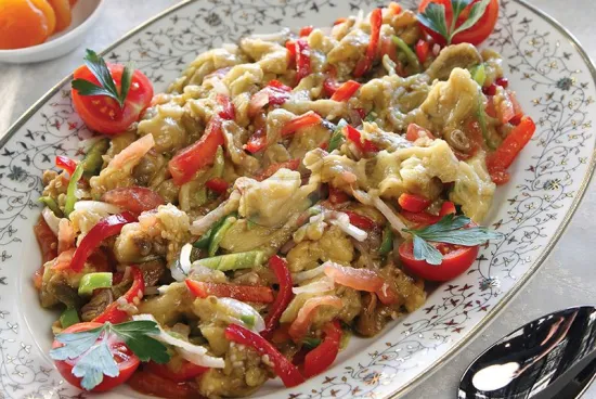 Söğürme Ve Salatası